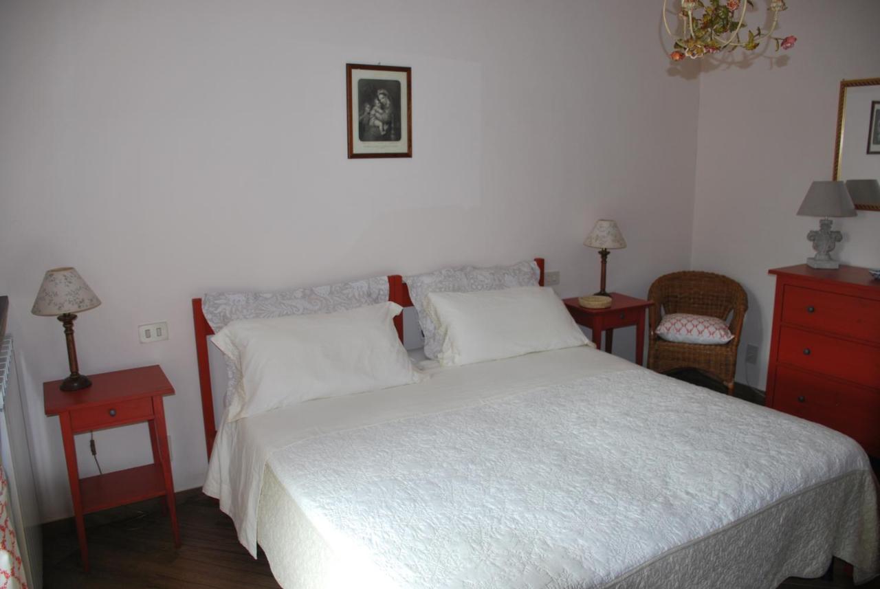 La Casina Di Croxe Bed & Breakfast Crocefieschi Bagian luar foto