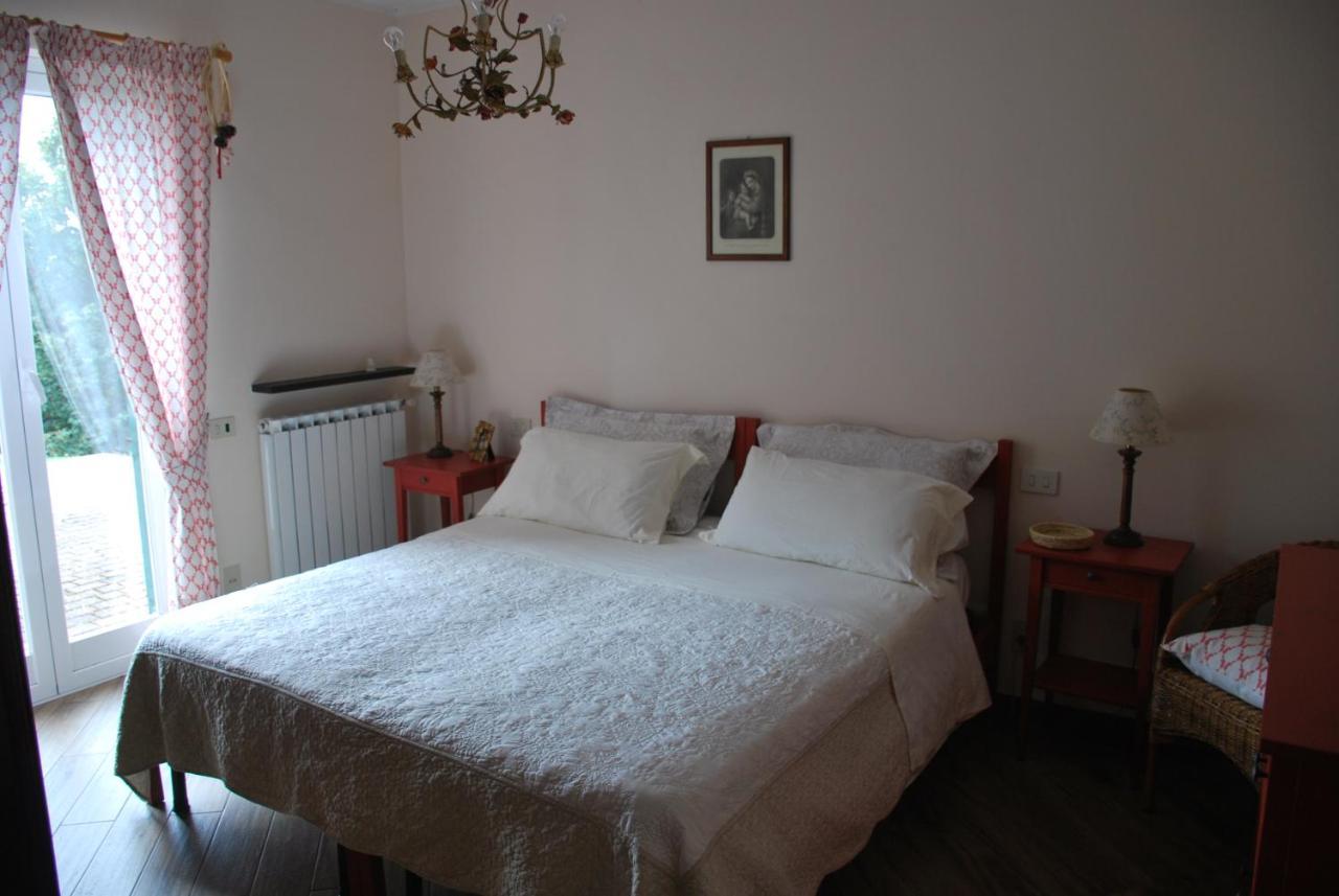 La Casina Di Croxe Bed & Breakfast Crocefieschi Bagian luar foto
