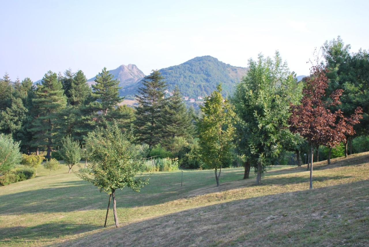 La Casina Di Croxe Bed & Breakfast Crocefieschi Bagian luar foto